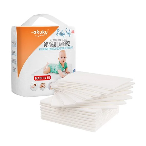 Akuku Baby Soft, fehér, 40x60 cm-es egyszer használatos alátét, 400 ml nedvességelnyelő kapacitással. 15 darab/csomag.