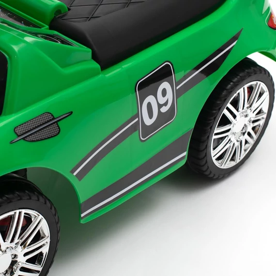 ideális 12 hónapos kortól.|||Bébitaxi Baby Mix RACER