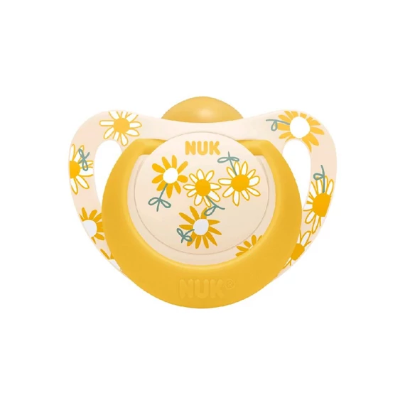 NUK Star sárga latex cumi 18-36 hónapos babáknak, BPA-mentes, puha, kényelmes használat.