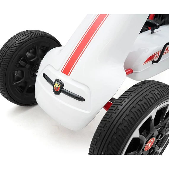nagyméretű habszivacs kerekek.|||Abarth gokart