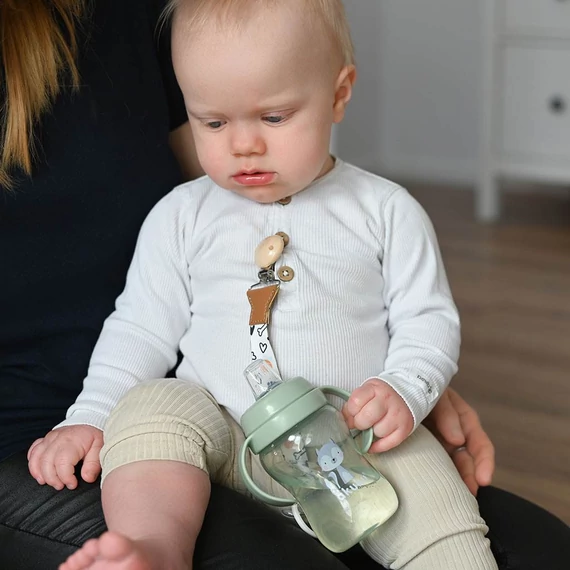 könnyű tisztítás.|||AKUKU szürke szilikon pohár 240 ml