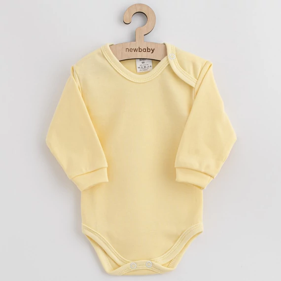 New Baby sárga baba body 80-as méretben, 100% pamut, patentos kialakítás, kényelmes viselet.
