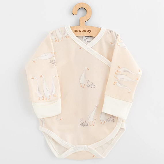 New Baby pamut body, aranyos libás minta, hosszú ujjú, 100% pamut, praktikus patentos záródás. Kényelmes és biztonságos!