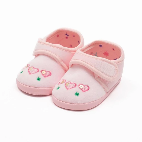 Új Baby velúr cipő kisbabáknak, 3-6 hónapos, rugalmas talppal, kényelmes és könnyű viselet. 80% pamut, BPA free.