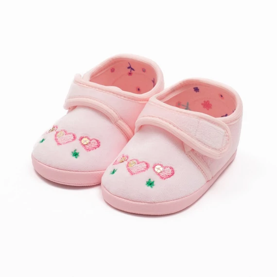 New Baby velúr baba cipő, 12-18 hónapos, kényelmes, tépőzáras, rugalmas talp, pamut-poliészter keverék.