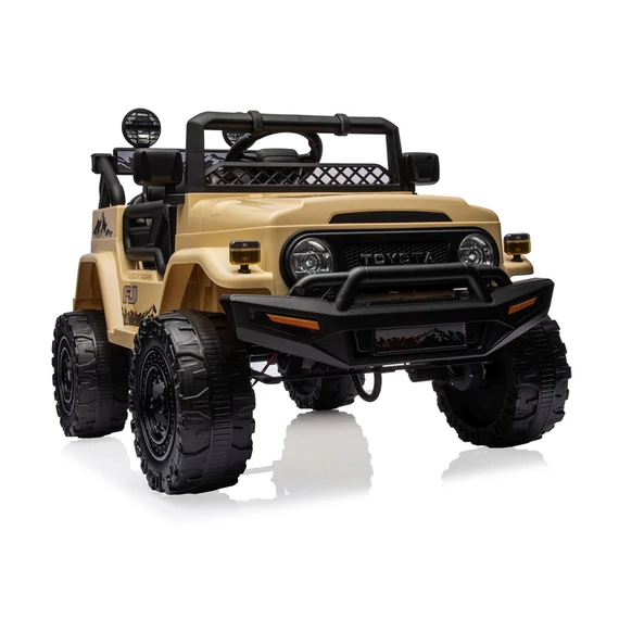 biztonságos játék!|||A TOYOTA FJ CRUISER terepjáró