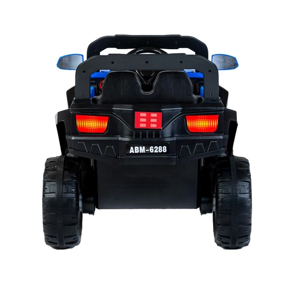 erős motorral és LED lámpákkal